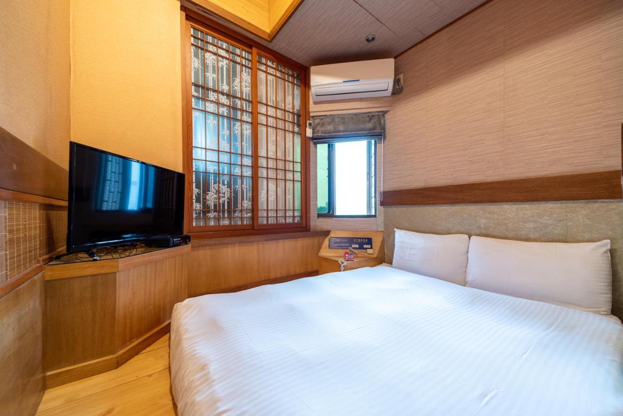 Shankou Hotspring Hotel Цзяоси Экстерьер фото