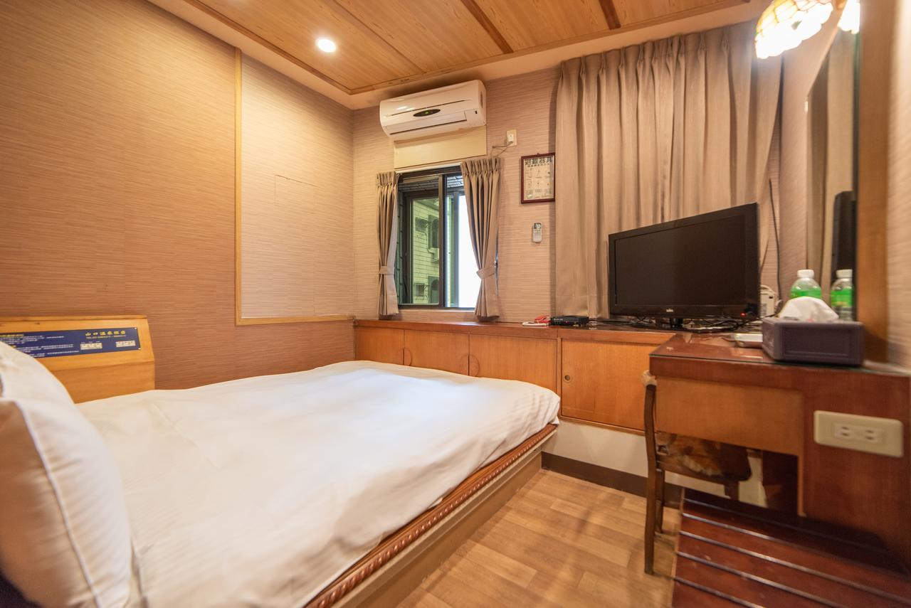 Shankou Hotspring Hotel Цзяоси Экстерьер фото